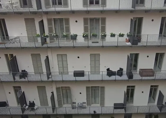 Apartment Lagrange Suite, A 50 Mt Dalla Stazione Porta Nuova - Luxury Nel Cuore Di Torino! Turin